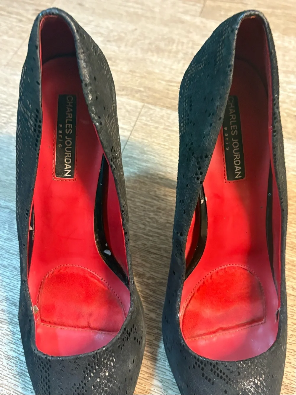 CHARLES JOURDAN PARIS BLACK HEELS SIZE 10M